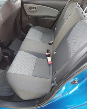 Toyota Yaris cena 42900 przebieg: 84900, rok produkcji 2015 z Sochaczew małe 106